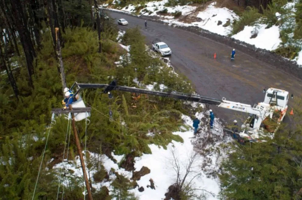 Figueroa destacó la labor de los trabajadores del EPEN por su trabajo durante  el temporal