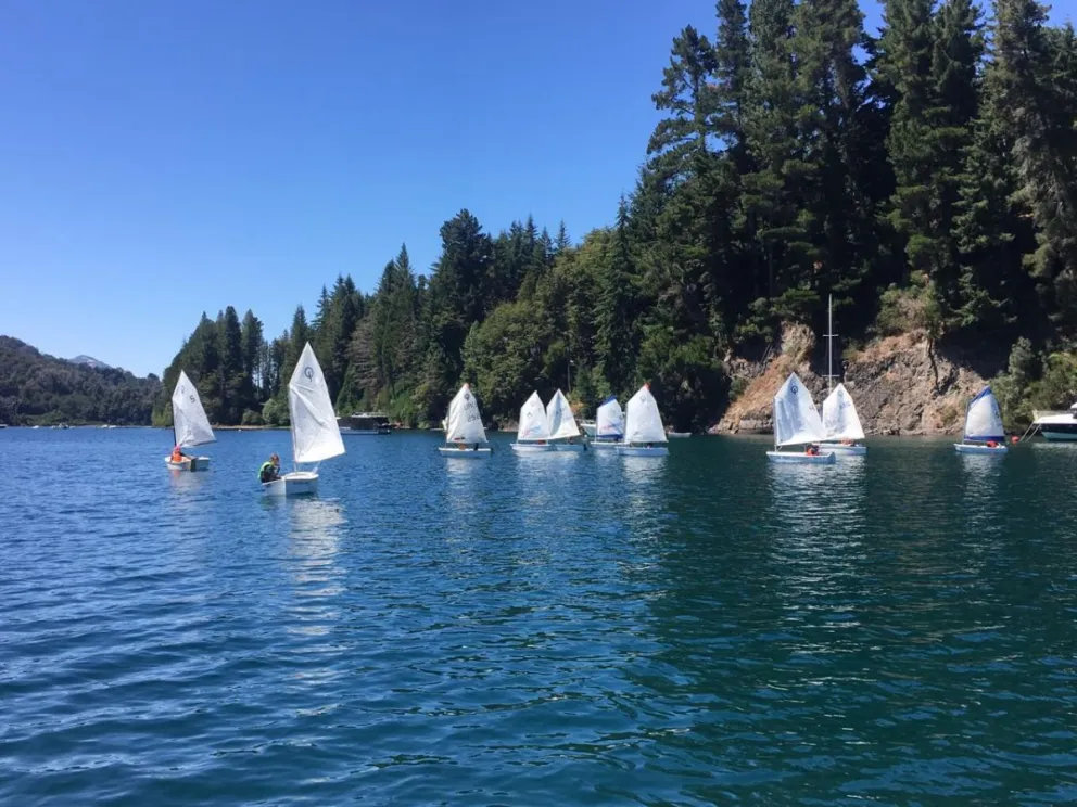 El CAVLA Invita a una clase de iniciación a vela y navegación
