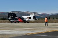 El helicóptero canadiense volvió a la Patagonia para combatir los incendios forestales