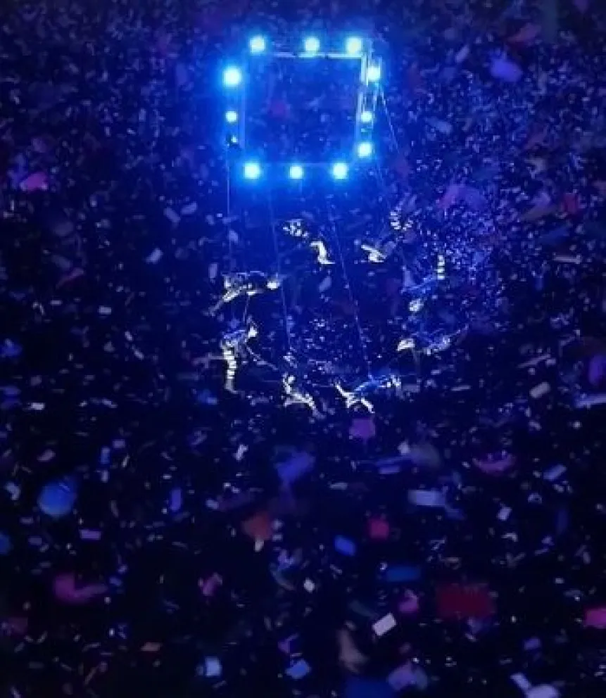 Fiesta de los Jardines: Impresionante despliegue de la Compañía Phaway, sorpresivo show de Nito Mestre y tradicional desfile de carrozas