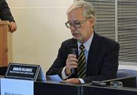 Vecinos intimaron al intendente para que clausure todas las actividades comerciales no habilitadas que realizan los mapuches