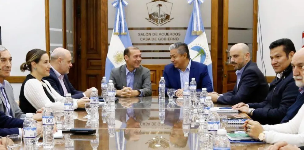 Gutiérrez  y Figueroa presentaron las comisiones para la transición