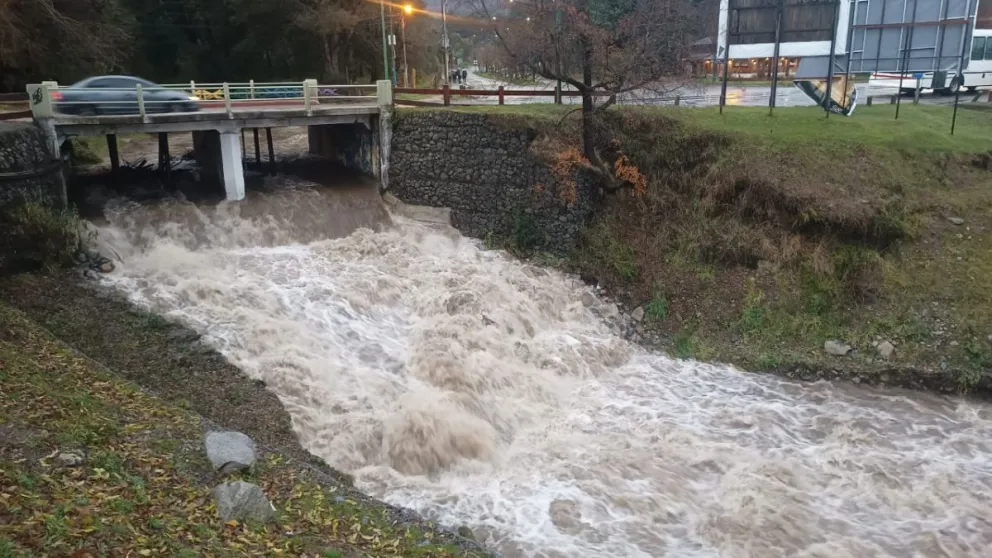 Temporal: notorio incremento del caudal del arroyo Piedritas (Ver Video) 