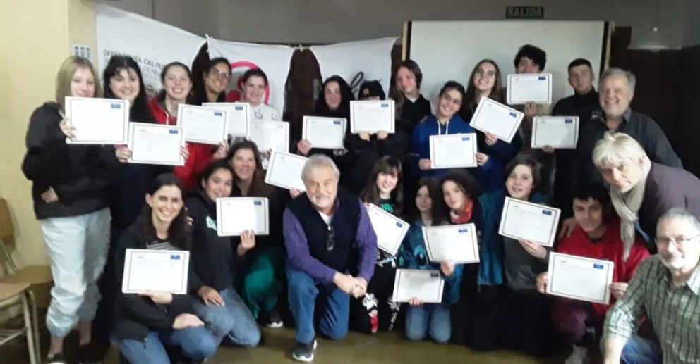 Alumnos de los colegios secundarios se formaron en  Mediación Escolar